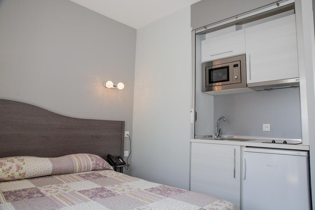 Annexe Hotel De La Gare Hendaye Kültér fotó